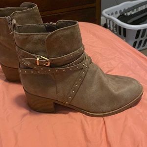 grayish brown dress booties